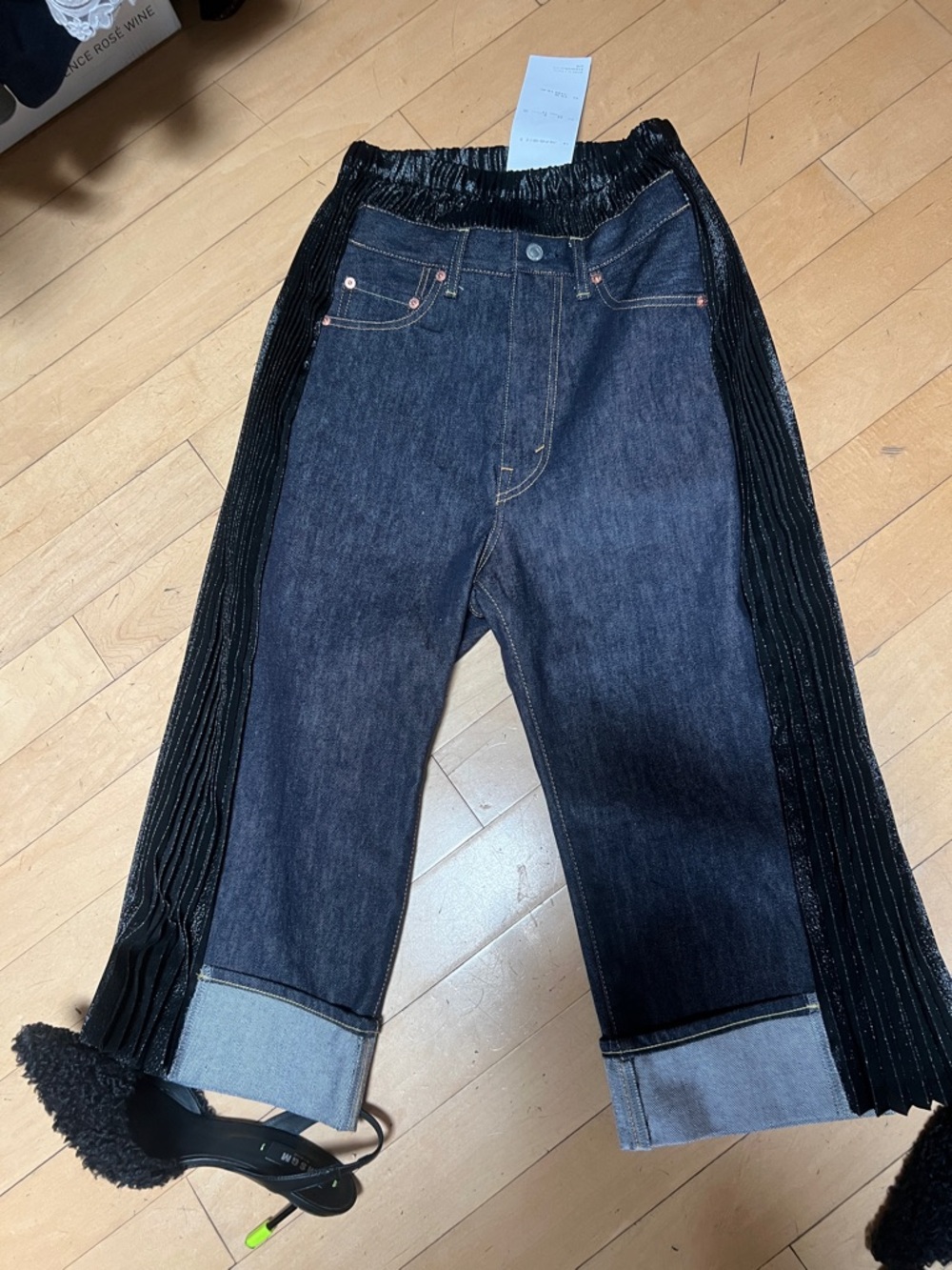 Junya Watanabe
Junya Watanabe X Levi's Pleated Insert Jeans S - Picture 7 of 16